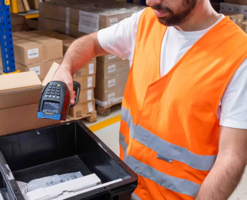PowerScan9600 RFID mit Tastatur - Scannt Artikel in Versandbox