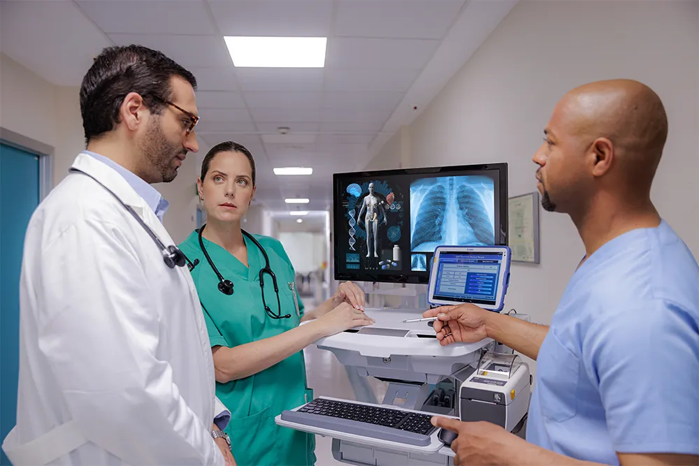 Untersuchungsergebnisse werden vom Tablet mit Zebra Workstation Connect auf Desktop übertragen